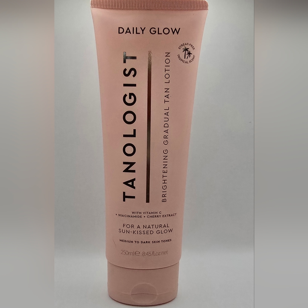 Tanologist Daily Glow Gradual Tan Lotion